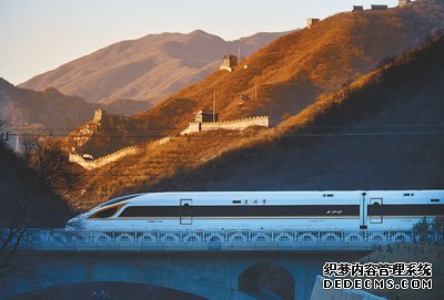 “最聪明的高铁”开通运营